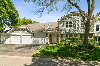 1411 Wentworth Court #1411, Vernon Hills, IL 60061 - Photo 1