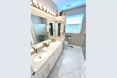 21224 Montclare Lake Drive, Crest Hill, IL 60403 - Photo 13
