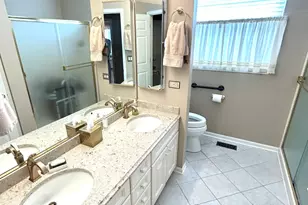 21224 Montclare Lake Dr, Crest Hill, IL 60403 - Photo 13