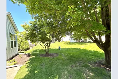 21224 Montclare Lake Drive, Crest Hill, IL 60403 - Photo 23