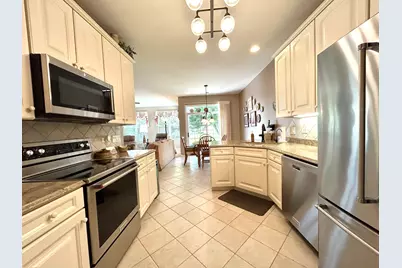 21224 Montclare Lake Drive, Crest Hill, IL 60403 - Photo 15