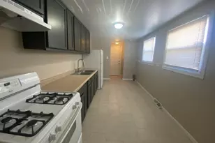 16222 Honore Ave, Markham, IL 60428 - Photo 3