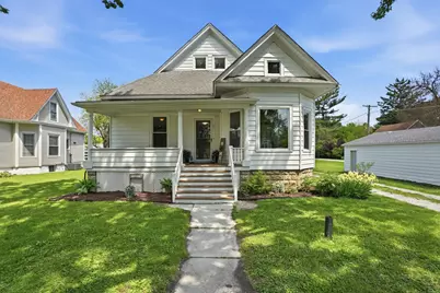 307 W Curtis Street, Grant Park, IL 60940 - Photo 1