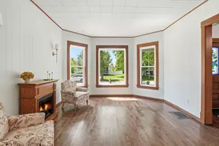 307 W Curtis St, Grant Park, IL 60940 - Photo 5