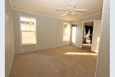 406 Spruce Drive, Belvidere, IL 61008 - Photo 9