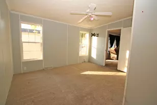 406 Spruce Dr, Belvidere, IL 61008 - Photo 9