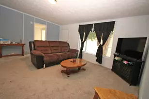 406 Spruce Dr, Belvidere, IL 61008 - Photo 5