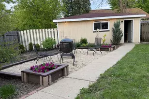825 N Butrick St, Waukegan, IL 60085 - Photo 7