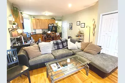 2438 N Laramie Avenue, Chicago, IL 60639 - Photo 3