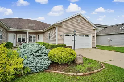 1505 Stonebluff Court, Champaign, IL 61822 - Photo 3