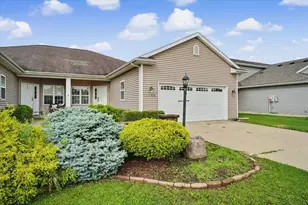 1505 Stonebluff Ct, Champaign, IL 61822 - Photo 3