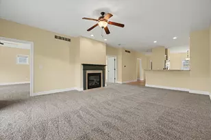 1505 Stonebluff Ct, Champaign, IL 61822 - Photo 11