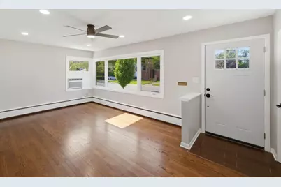 4900 W Hawthorne Avenue, Hillside, IL 60162 - Photo 9