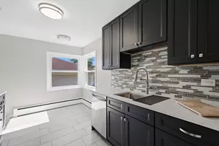 4900 W Hawthorne Ave, Hillside, IL 60162 - Photo 13