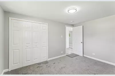 16032 Circle Drive, Markham, IL 60428 - Photo 5