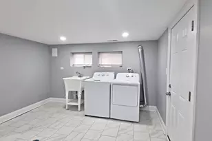 410 S 2nd Ave, Maywood, IL 60153 - Photo 21