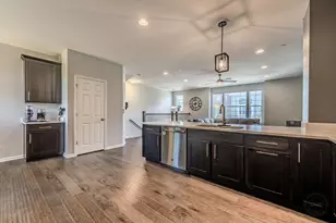 2515 Huntleigh Ln, Woodridge, IL 60517 - Photo 13