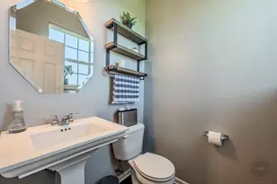 2515 Huntleigh Ln, Woodridge, IL 60517 - Photo 15