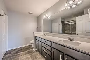 2515 Huntleigh Ln, Woodridge, IL 60517 - Photo 21