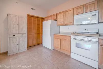 575 N Strack Street #103, Cortland, IL 60112 - Photo 9