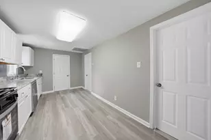 209 Anderson Ave, Joliet, IL 60433 - Photo 11