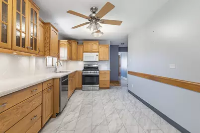 10605 Sycamore Drive, Chicago Ridge, IL 60415 - Photo 5