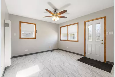 10605 Sycamore Drive, Chicago Ridge, IL 60415 - Photo 3