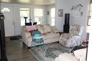 105 Lasalle St, Streator, IL 61364 - Photo 5