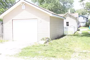 105 Lasalle St, Streator, IL 61364 - Photo 3