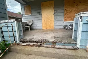 11941 S La Salle St, Chicago, IL 60628 - Photo 9