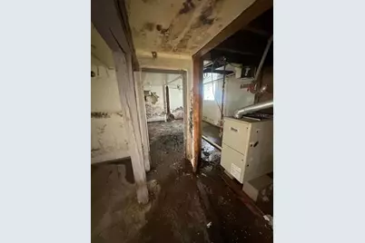 11941 S La Salle Street, Chicago, IL 60628 - Photo 13