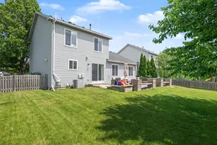 2069 Wedgewood Cir, Romeoville, IL 60446 - Photo 15