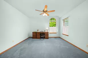 915 Foxpointe Dr, Sycamore, IL 60178 - Photo 17