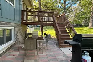 203 Cedarwood Ln, Antioch, IL 60002 - Photo 7