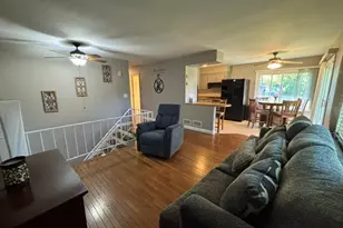 203 Cedarwood Ln, Antioch, IL 60002 - Photo 13