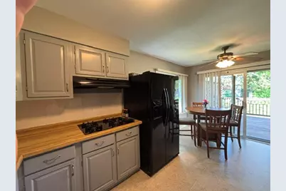 203 Cedarwood Lane, Antioch, IL 60002 - Photo 17