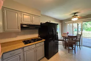 203 Cedarwood Ln, Antioch, IL 60002 - Photo 17