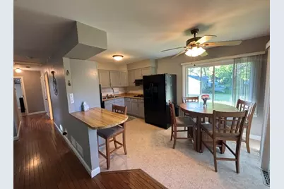 203 Cedarwood Lane, Antioch, IL 60002 - Photo 15