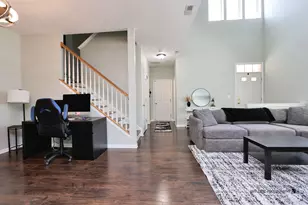 2888 Falling Waters Dr, Lindenhurst, IL 60046 - Photo 11
