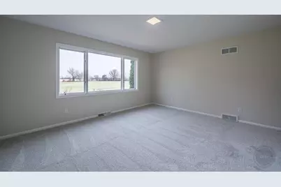 15600 Griswold Springs Road, Plano, IL 60545 - Photo 35