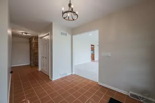 15600 Griswold Springs Rd, Plano, IL 60545 - Photo 9