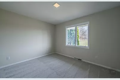 15600 Griswold Springs Road, Plano, IL 60545 - Photo 39