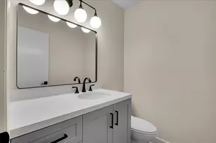 16110 Pine Dr, Tinley Park, IL 60477 - Photo 23