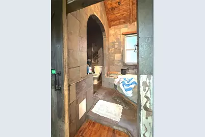 9014 S Escanaba Avenue, Chicago, IL 60617 - Photo 5