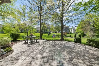 2119 W Thornwood Drive, South Elgin, IL 60177 - Photo 29