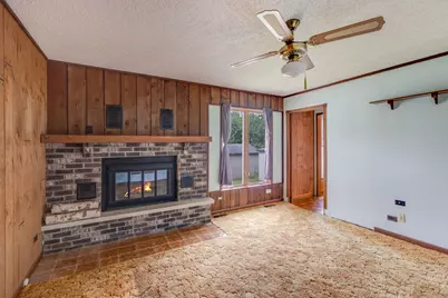 1393 Cottonwood Lane, Crystal Lake, IL 60014 - Photo 7