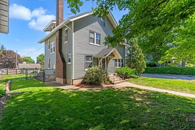 416 E Rusholme Street, Davenport, IA 52803 - Photo 1