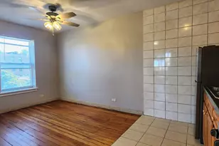 4764 N Virginia Ave, Chicago, IL 60625 - Photo 3