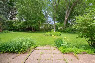 1132 Millburn Ct, Saint Charles, IL 60174 - Photo 33