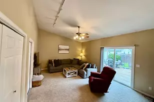 2302 Branch Rd, Champaign, IL 61821 - Photo 19